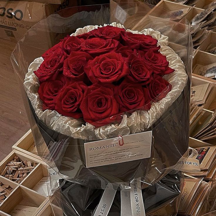 Bó hoa hồng đỏ lãng mạn